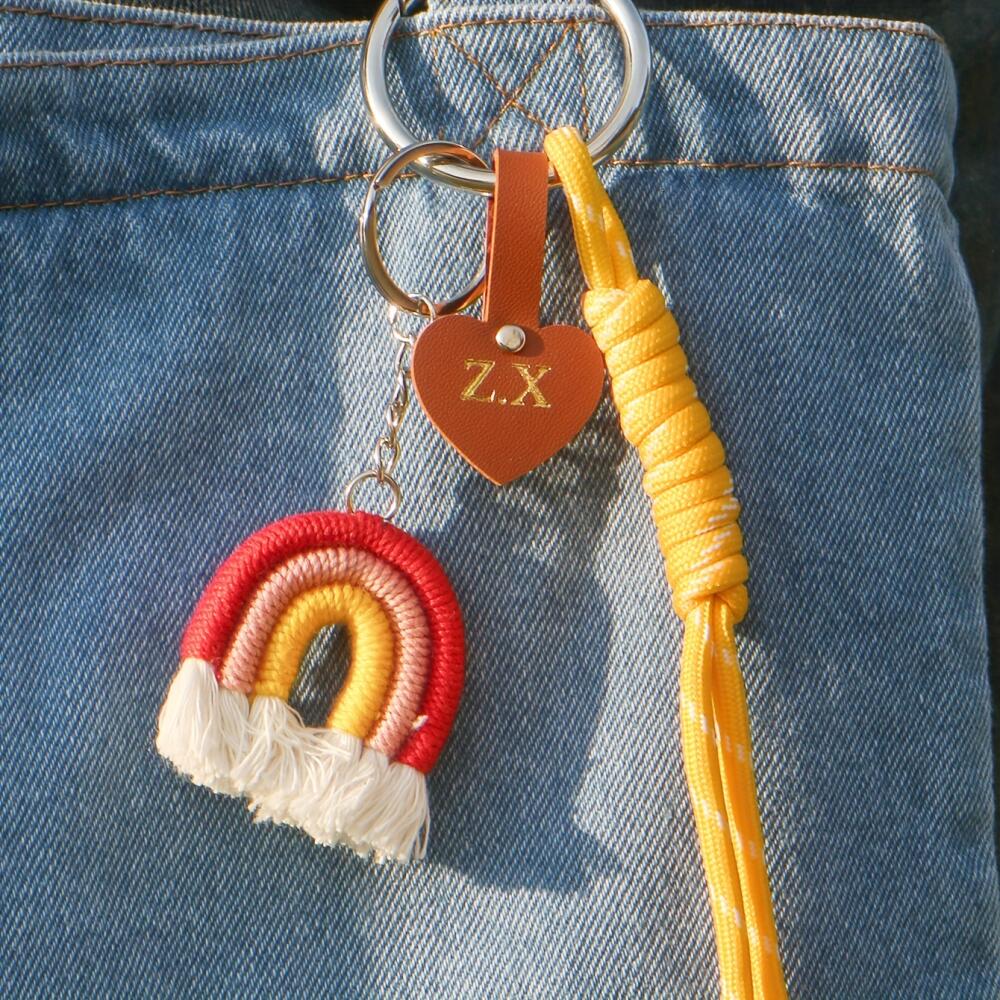 Custom Initial Heart Leather T - огляд і ціна Monogram Keychain Leather