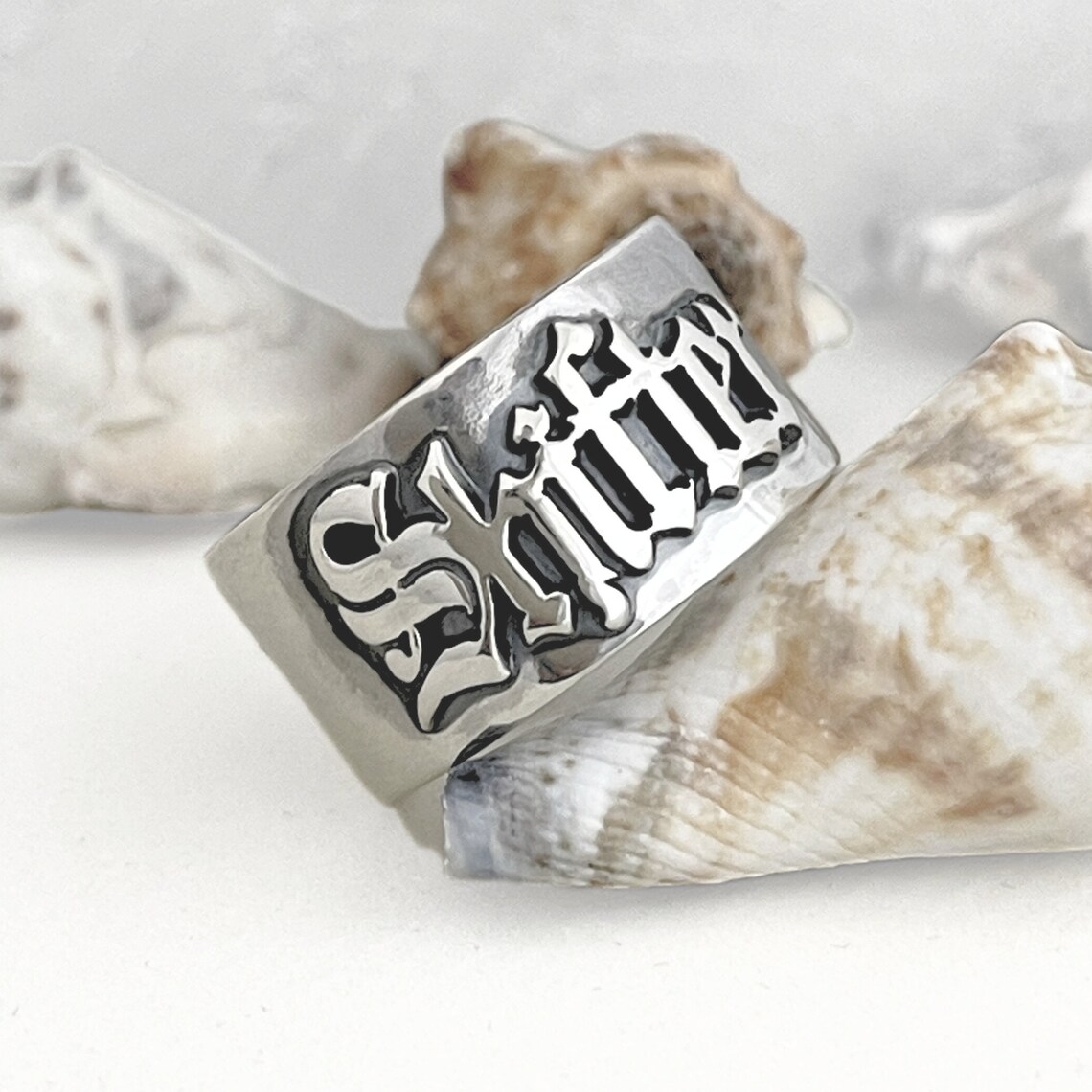 12MM Men' Gothic Rings Persona - огляд і ціна Initial Ring Custom